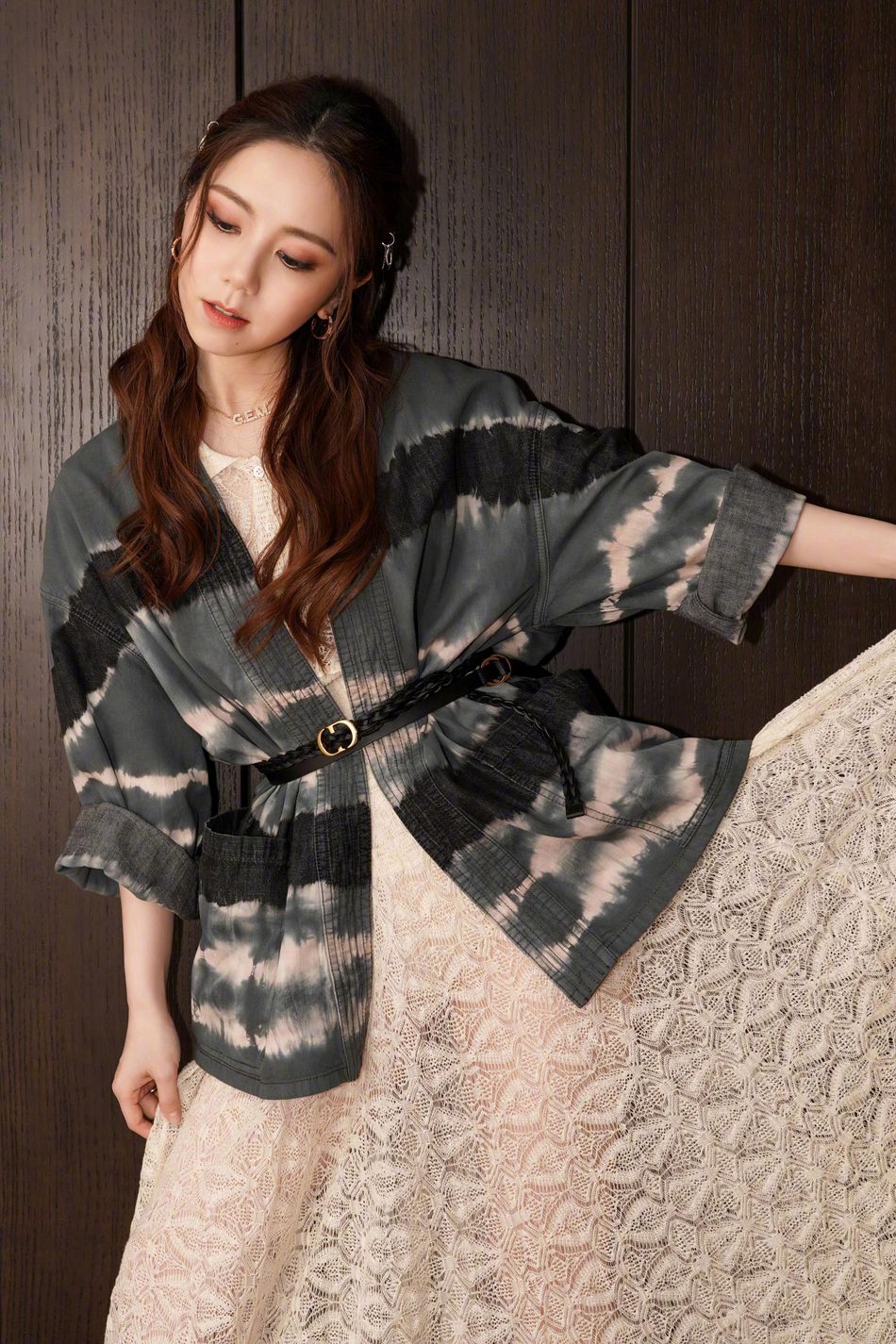 邓紫棋精美壁纸:可爱文静,优雅迷人!
