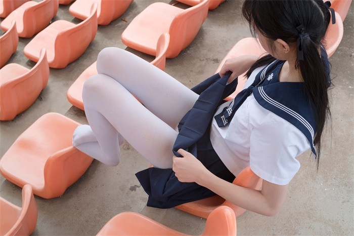 森萝财团精品写真@BETA-004 某高中女生 白丝 海军服 [113P/786MB]的插图