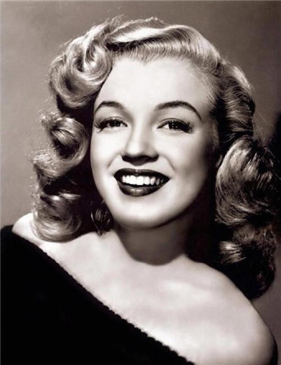 玛丽莲·梦露(marilyn monroe,1926年6月1日—1962年8月5日),本名"