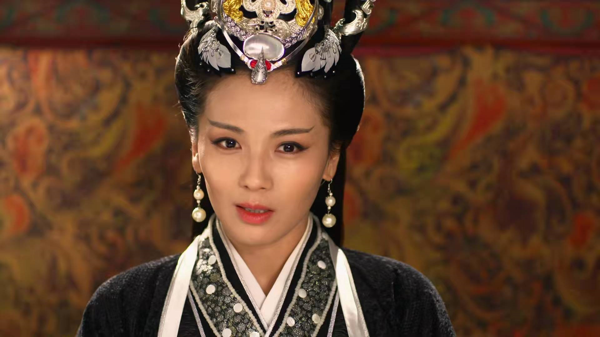 二刷《芈月传》,秦王嬴驷既不爱芈姝,也不爱芈月:他,只爱江山
