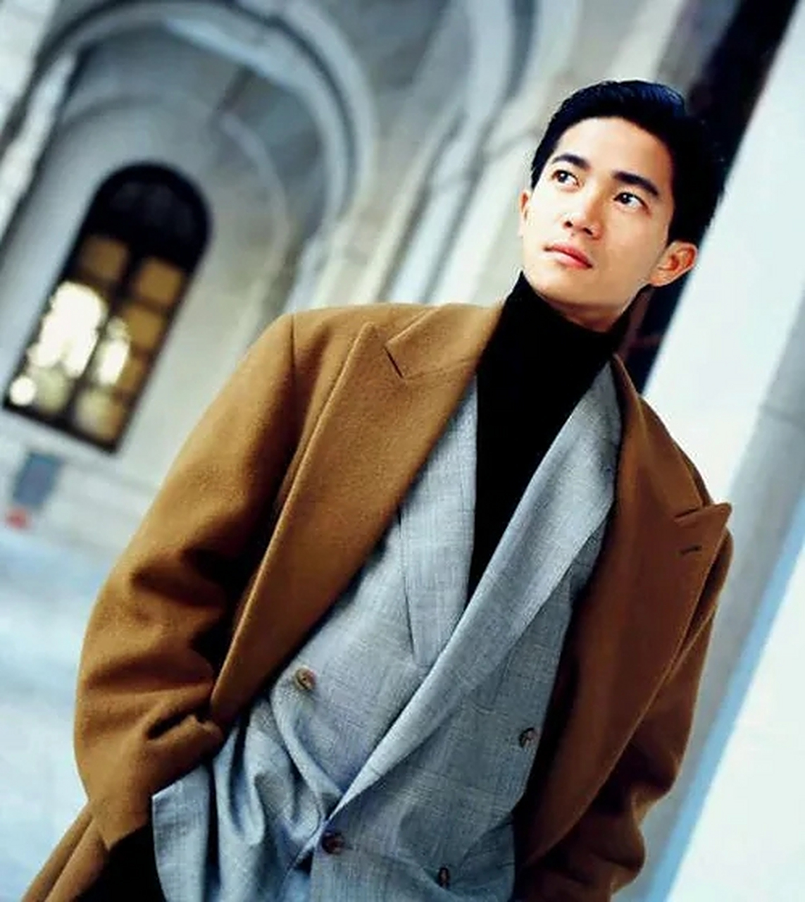 陈百强(danny chan),男,1958年9月7日出生于中国香港,中国香港男歌手