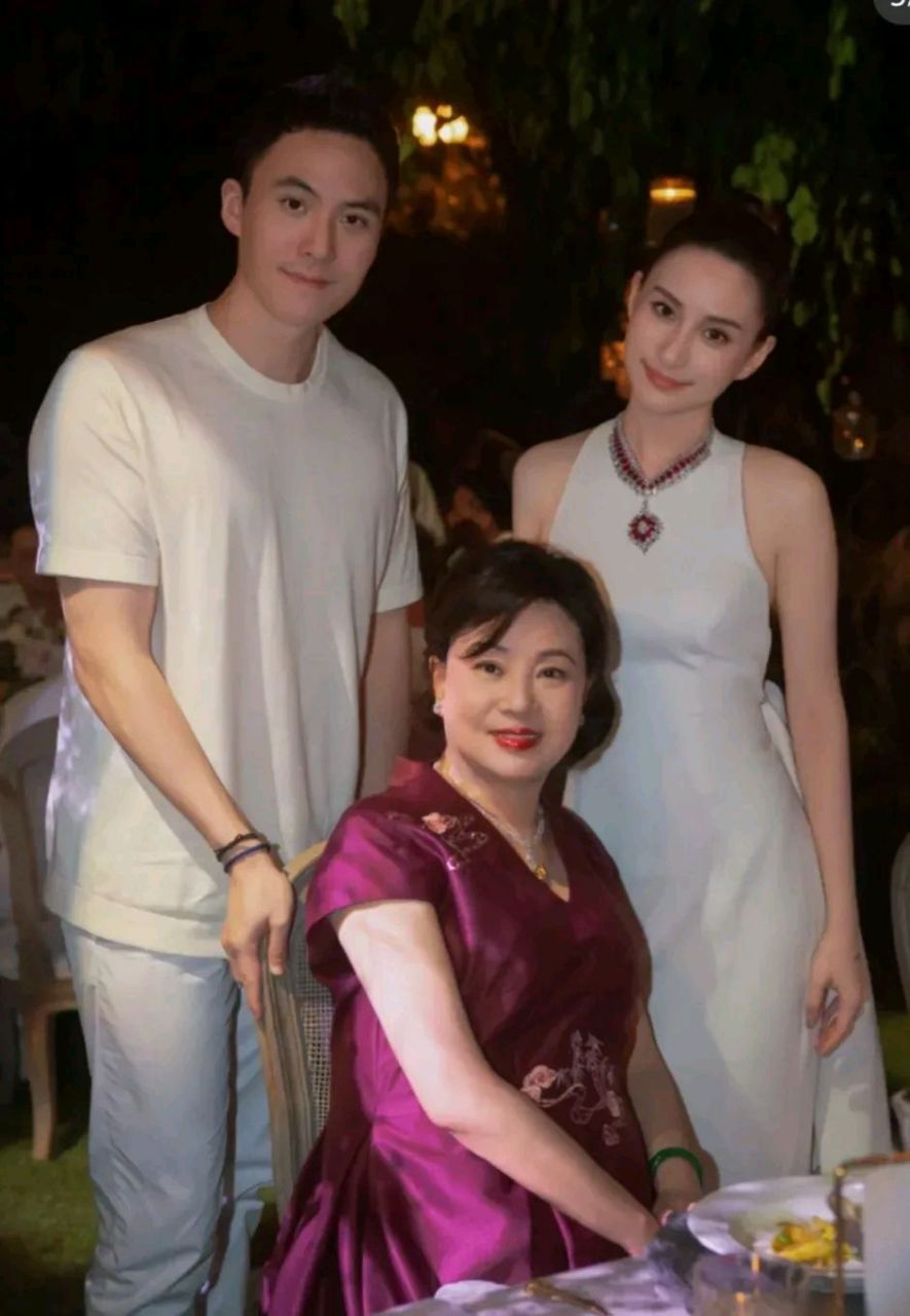 赌王四房太太,最不被重视的就是三房.