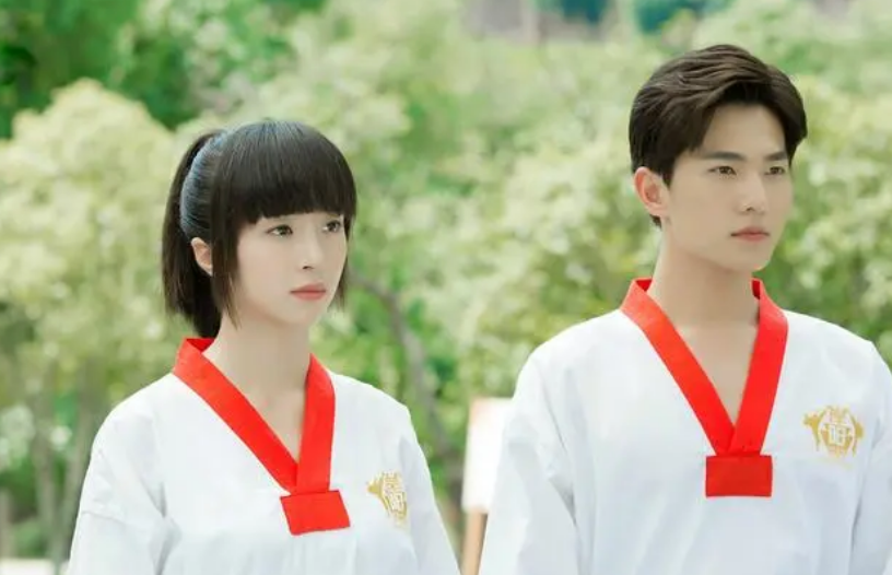 戚百草喜欢长安还是若白