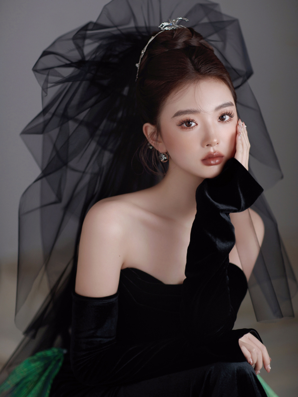 清冷气质美,黑纱新娘妆容造型96