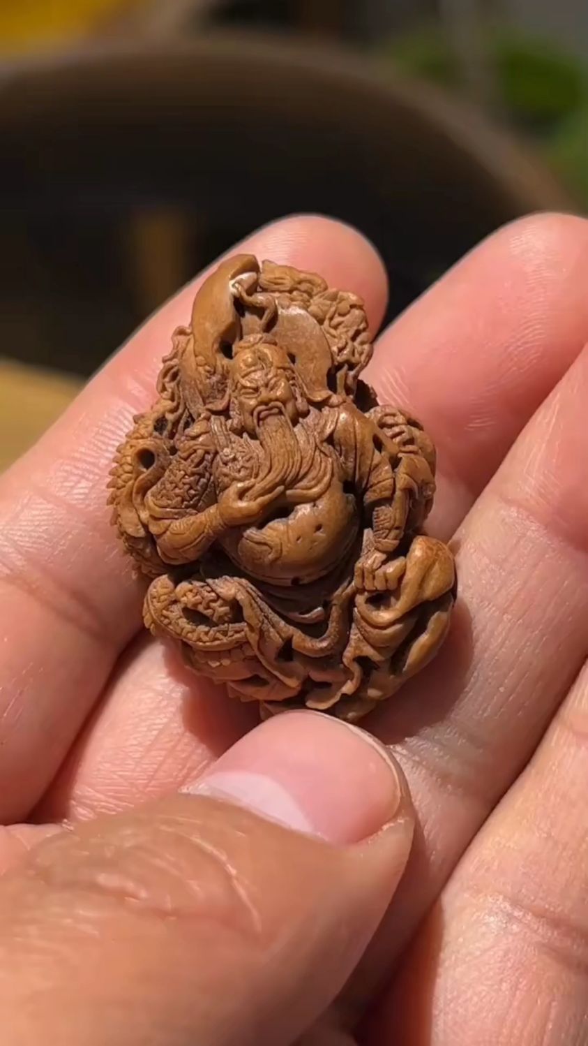 桃核雕刻作品欣赏