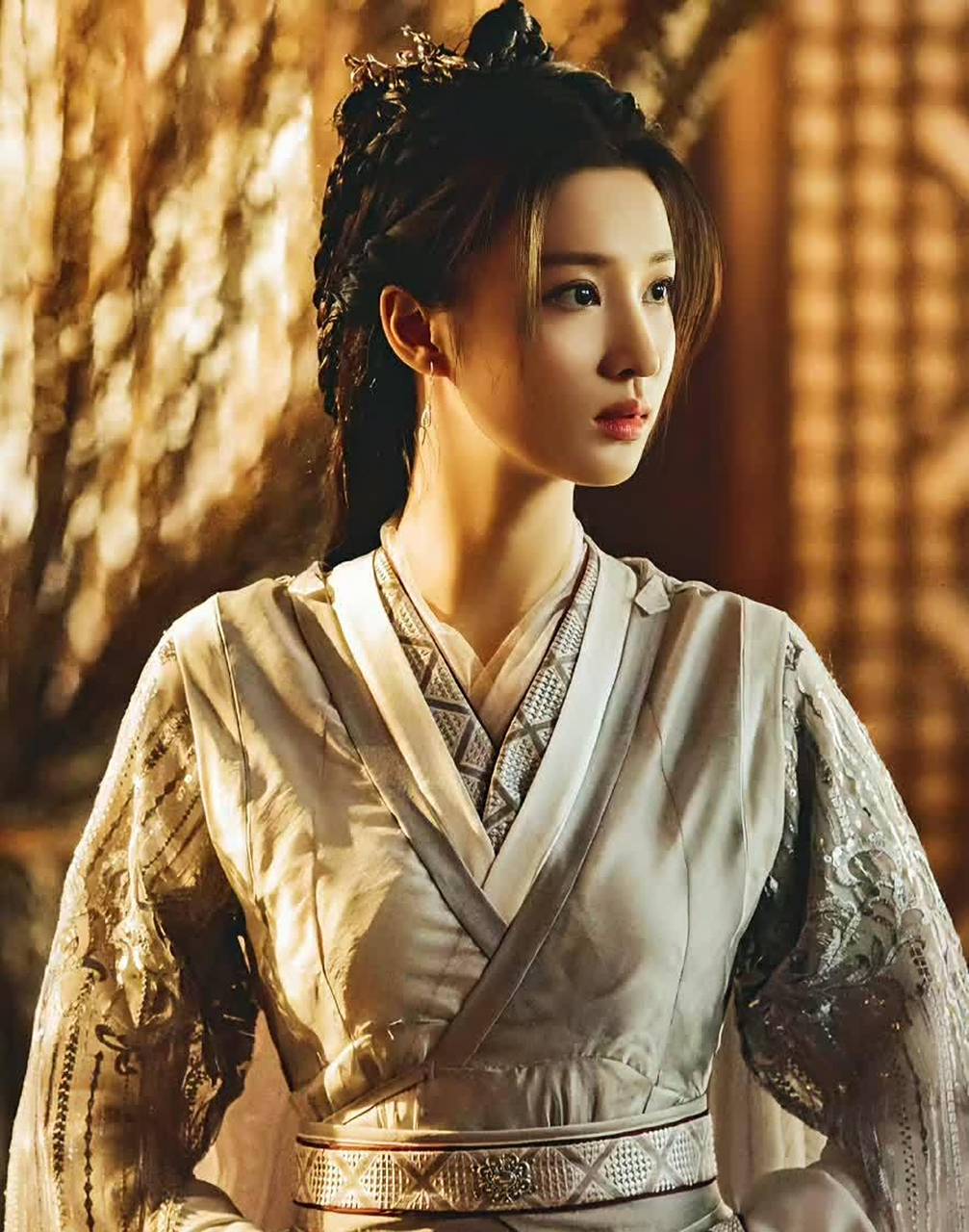 古装戏中的王楚然