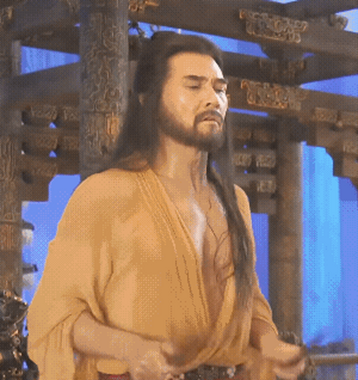 62岁的费翔胸肌这么大,为了扮演商纣王每天六点就得化妆,所以凌晨三点