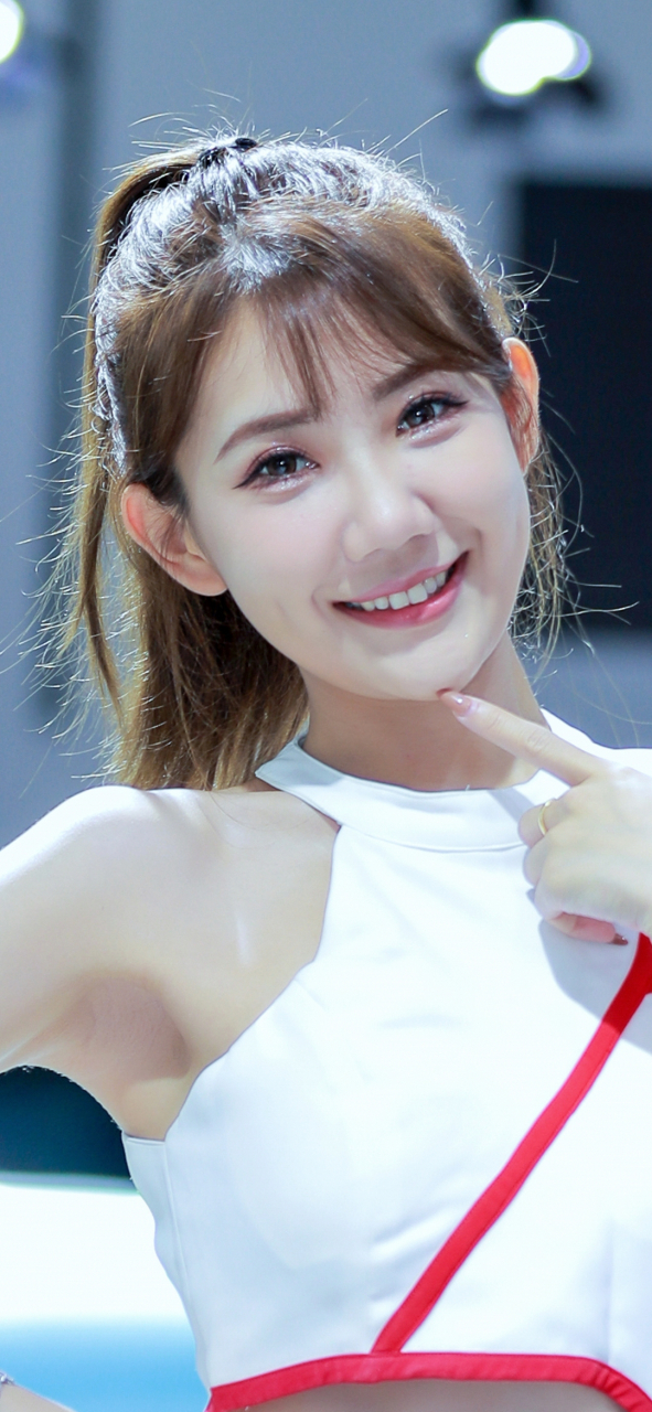 极品车模 ,马尾女神