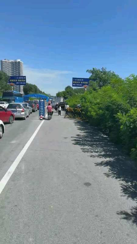 目前沿海路與102國道只要有遼寧葫蘆島行程碼一律勸返,沒事不要去河北