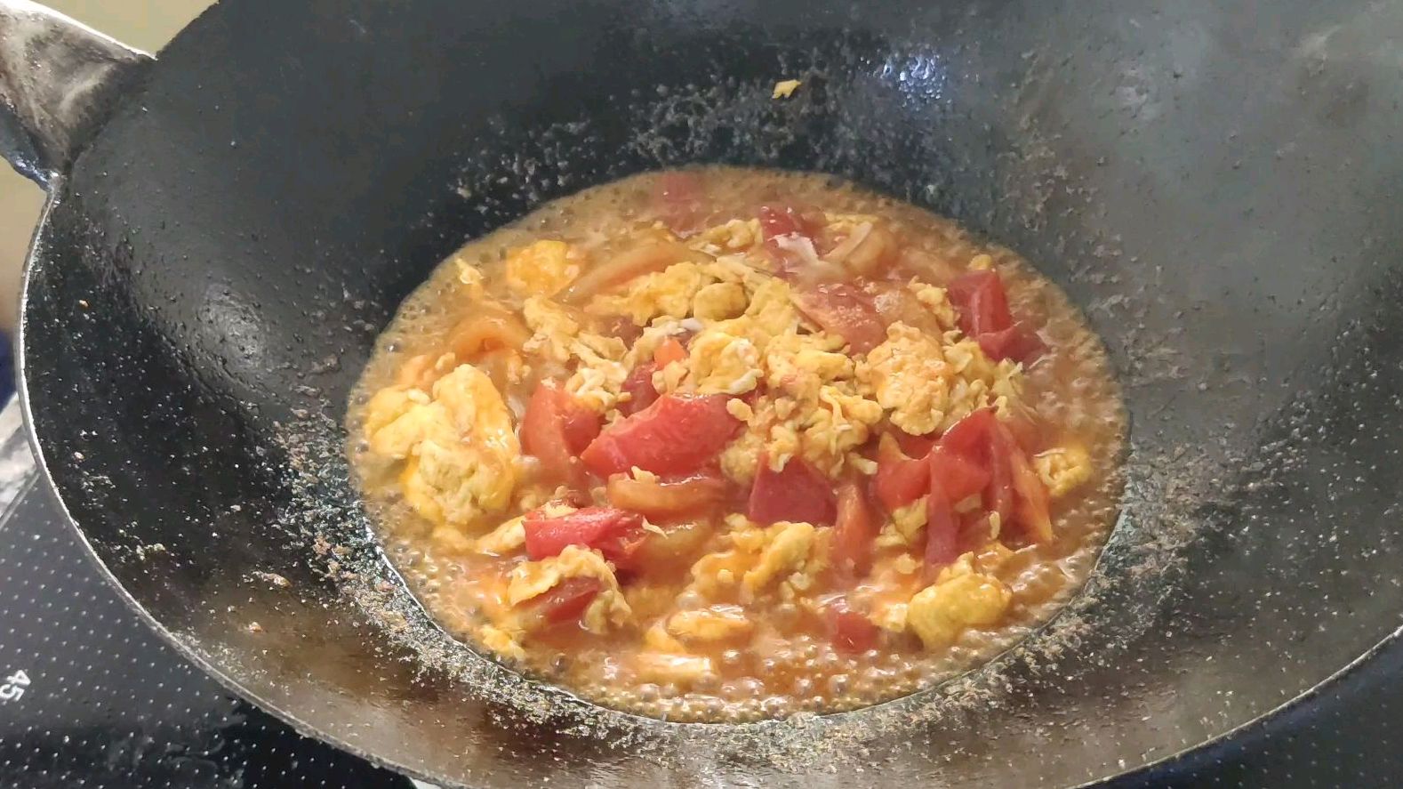家常菜西红柿炒蛋,只需注意1个重要的步骤,不比饭馆大厨做得差
