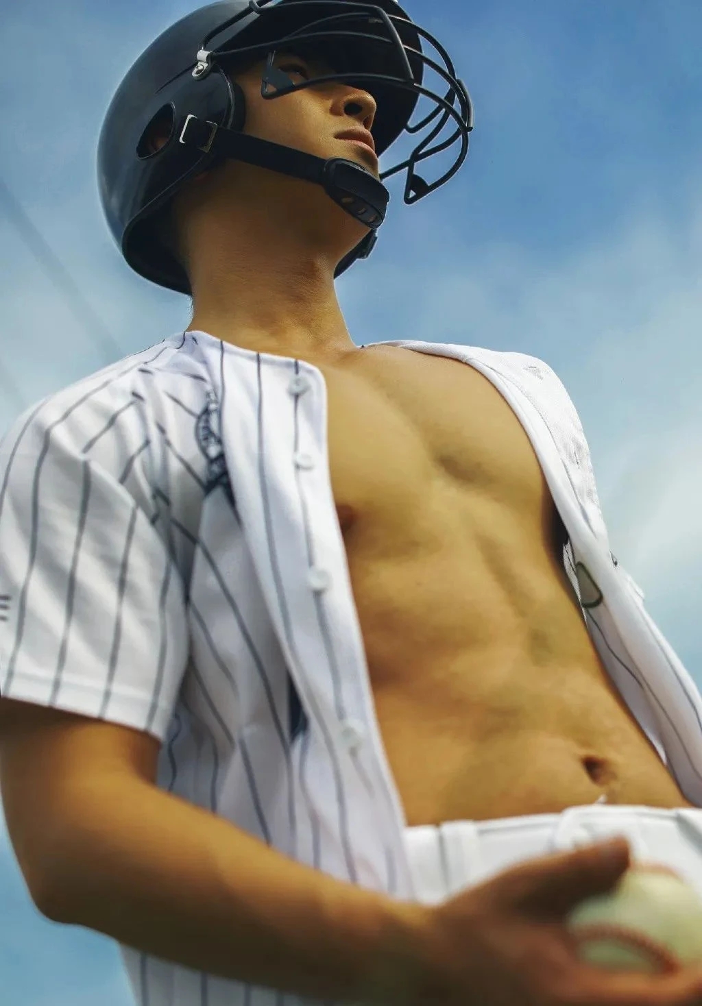 肌肉帅哥毛若懿变身棒球运动员,这身材爱了