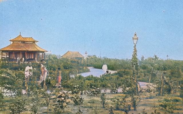 1910年的沈阳,顺治帝位于八角殿,堪称东北第一奉天公园