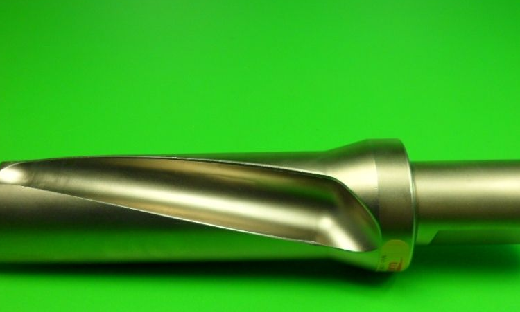 u钻的转速进给表