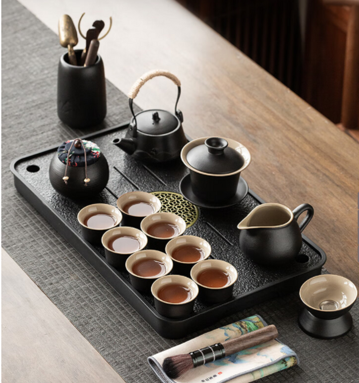如哥窑泡茶壶自动加水,17件套黑陶茶具质感好且防烫,汝窑功夫茶具美观