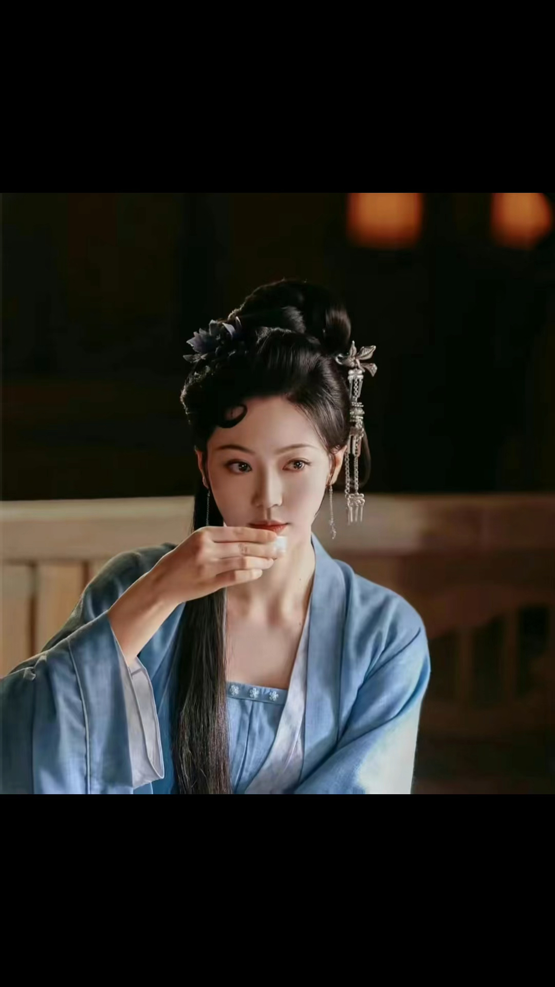 黄梦莹在一念关山里饰演金媚娘