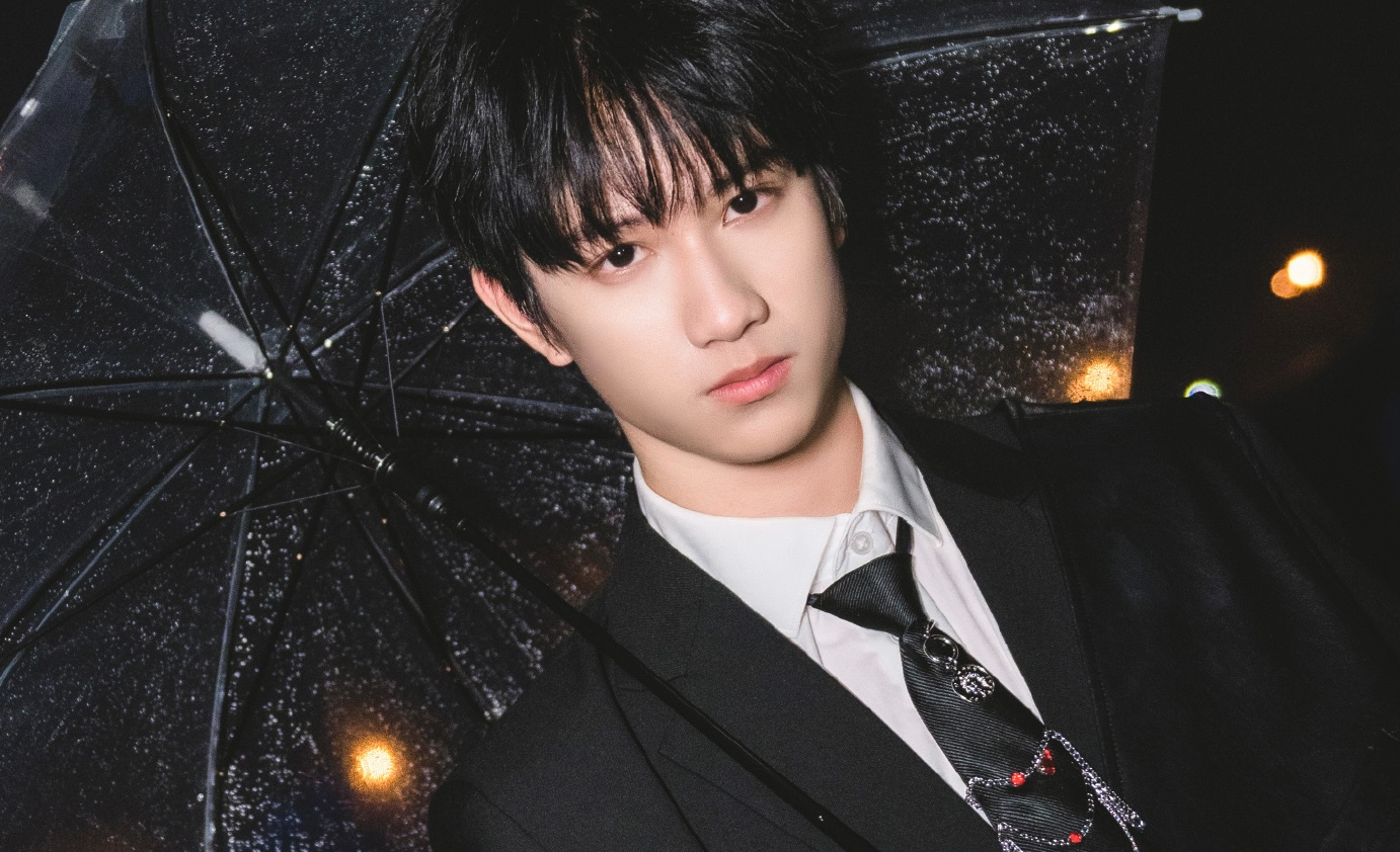 敖子逸退出时代峰峻了吗?