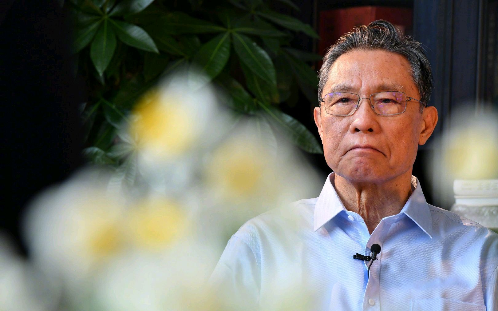 《最美逆行》中你讨厌那个扯江甜护士口罩的女孩子吗