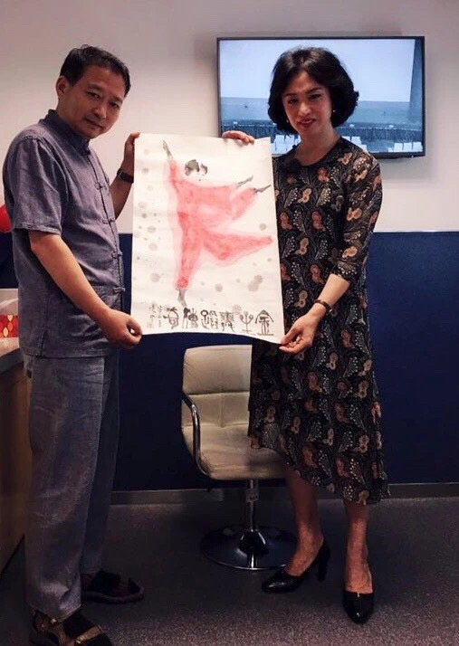 「上海知道」杨华为"毒舌"金星造像