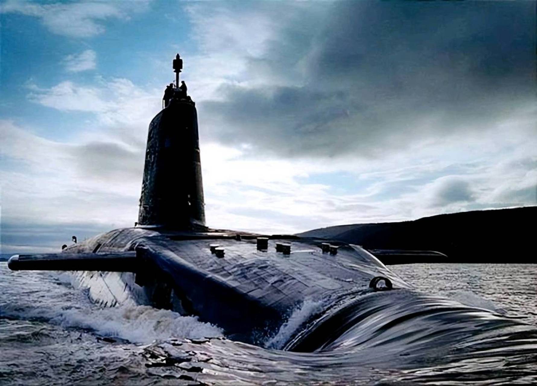 近日,关于中国核潜艇噪音的报道引起了广泛关注.