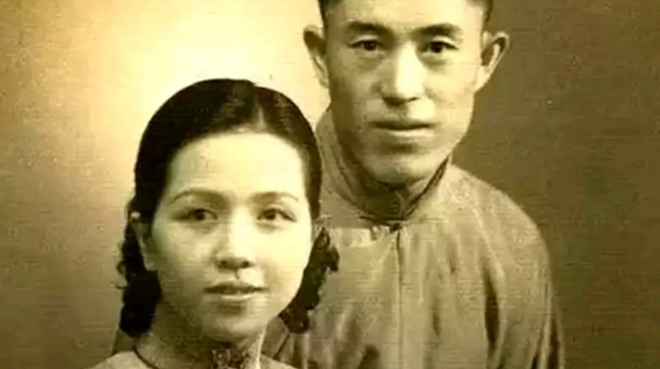 一生坚毅果敢的郑洞国,再也忍不住自己的情绪,痛哭起来.