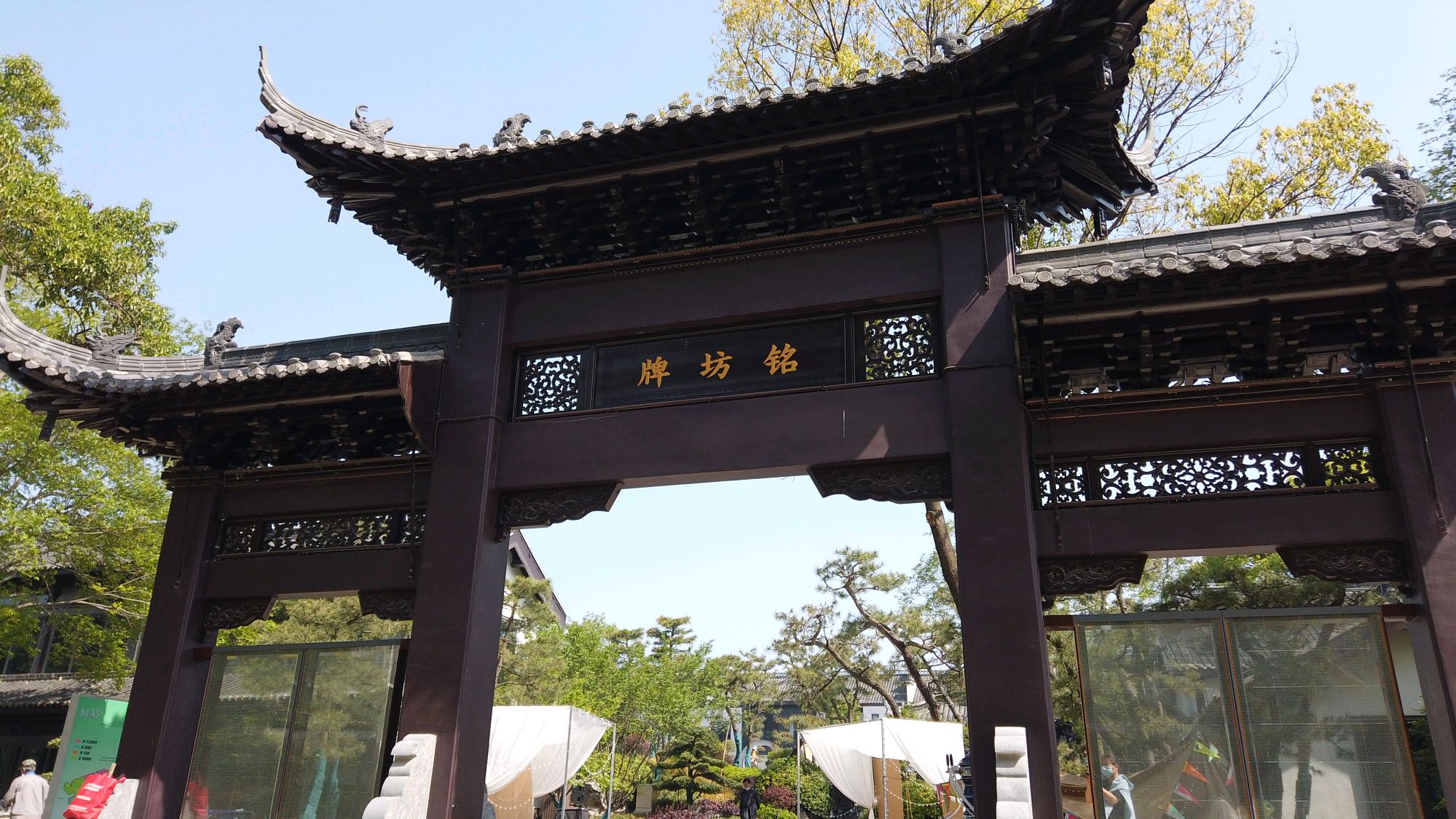 老"红园"已是扬州人的记忆,新"红园"成了扬州新的打卡地