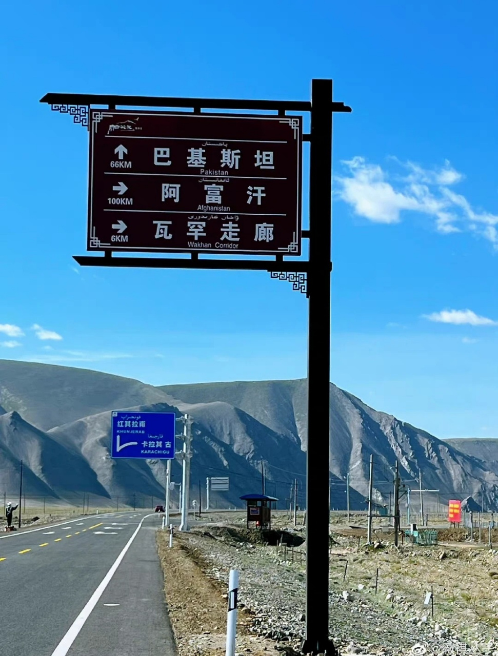 中国最牛的县城来了之后再也不想上班了,新疆喀什塔县,白沙湖,慕士塔