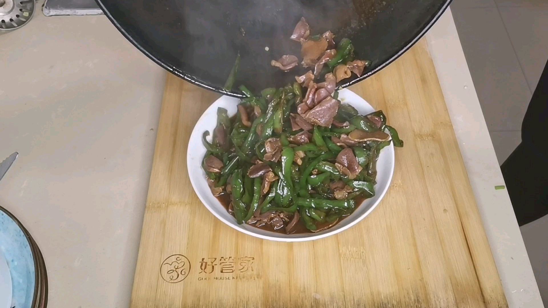 青椒炒鸭胗味道还可以