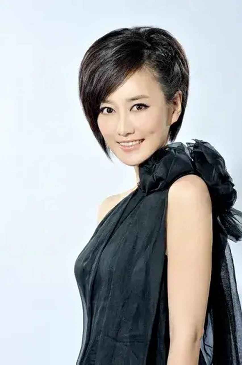 大美女刘晓晔,靓丽俊俏,甜美醉人,小酒窝更是迷人!