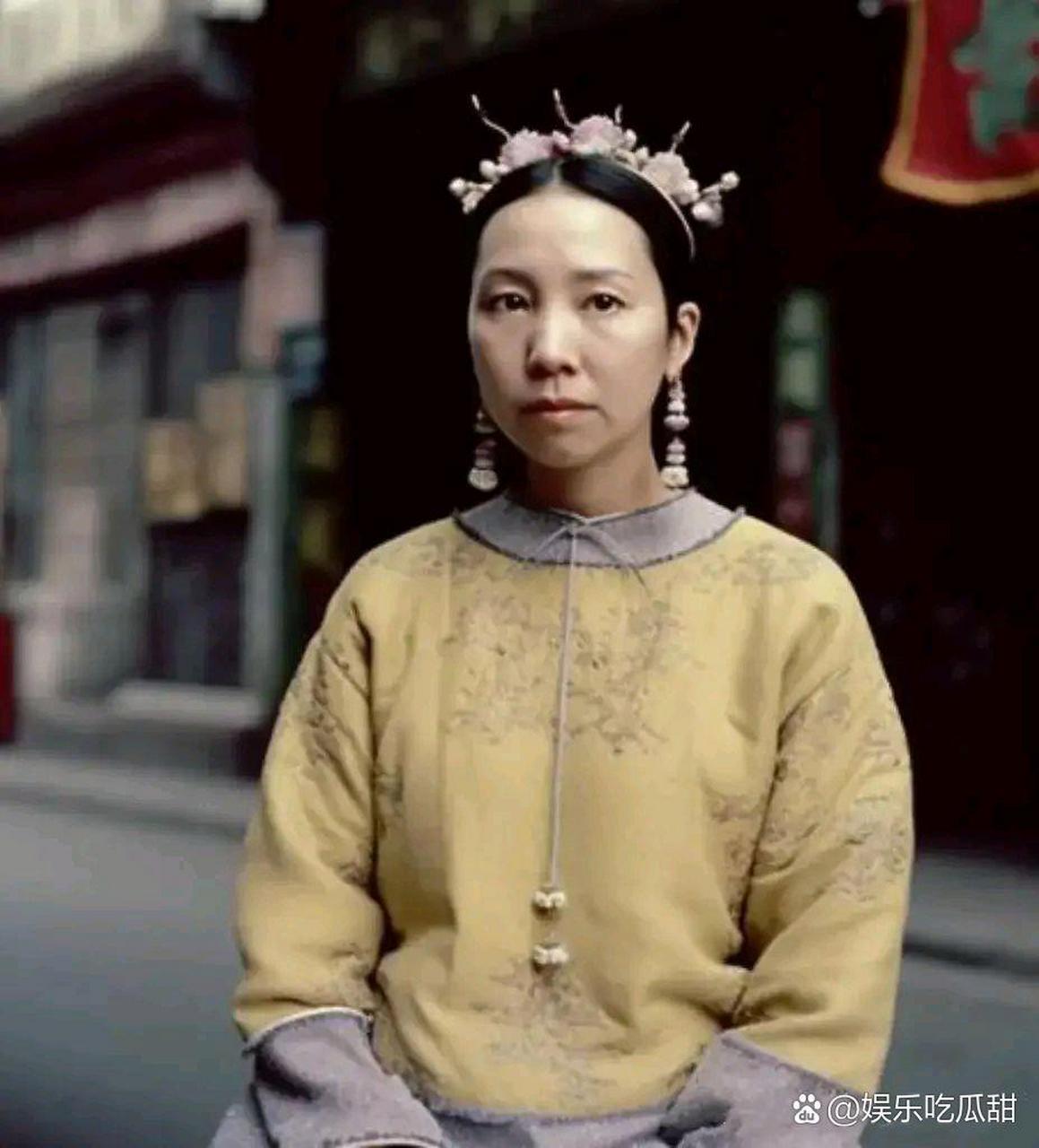 还原慈禧太后年轻时候的样子