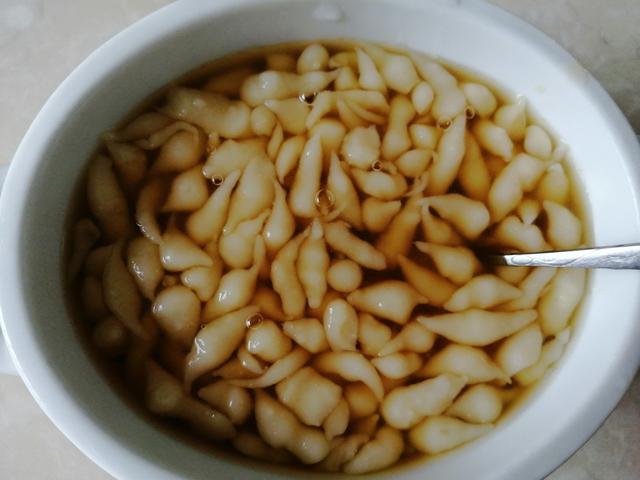 儿时的味儿,蝌蚪凉粉