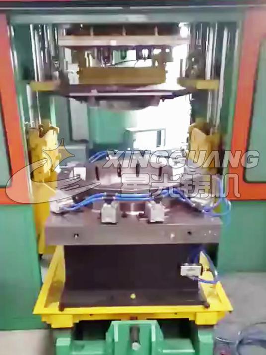 xg40冷芯盒水平分型射芯机
