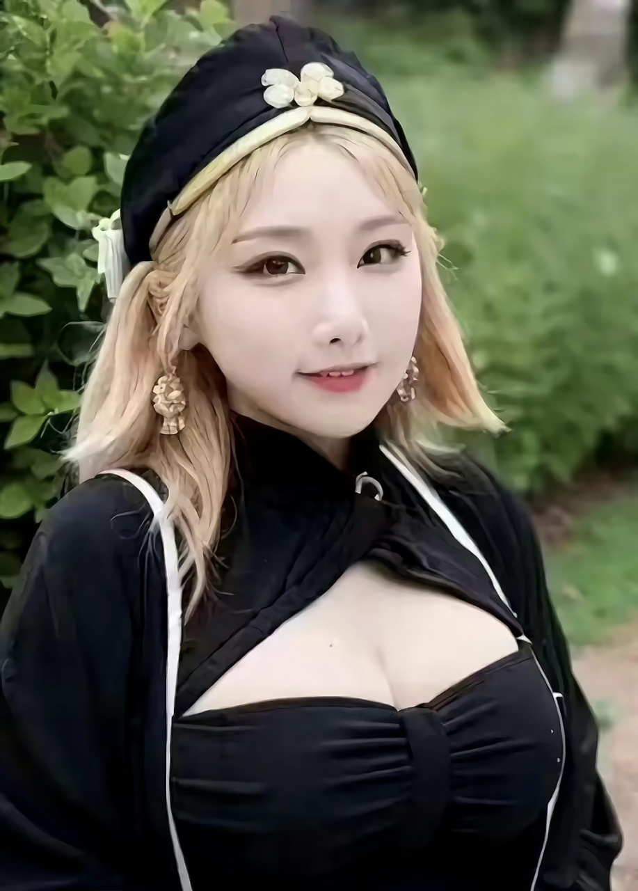 八戒为了无限的接近女菩萨也是煞费苦心啊!