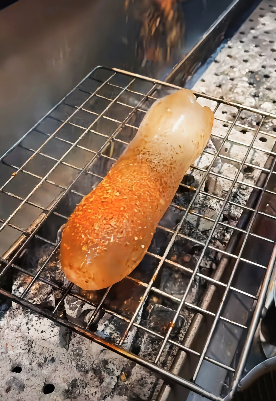 我想试一试,就是不知道会不会把大牙给崩掉