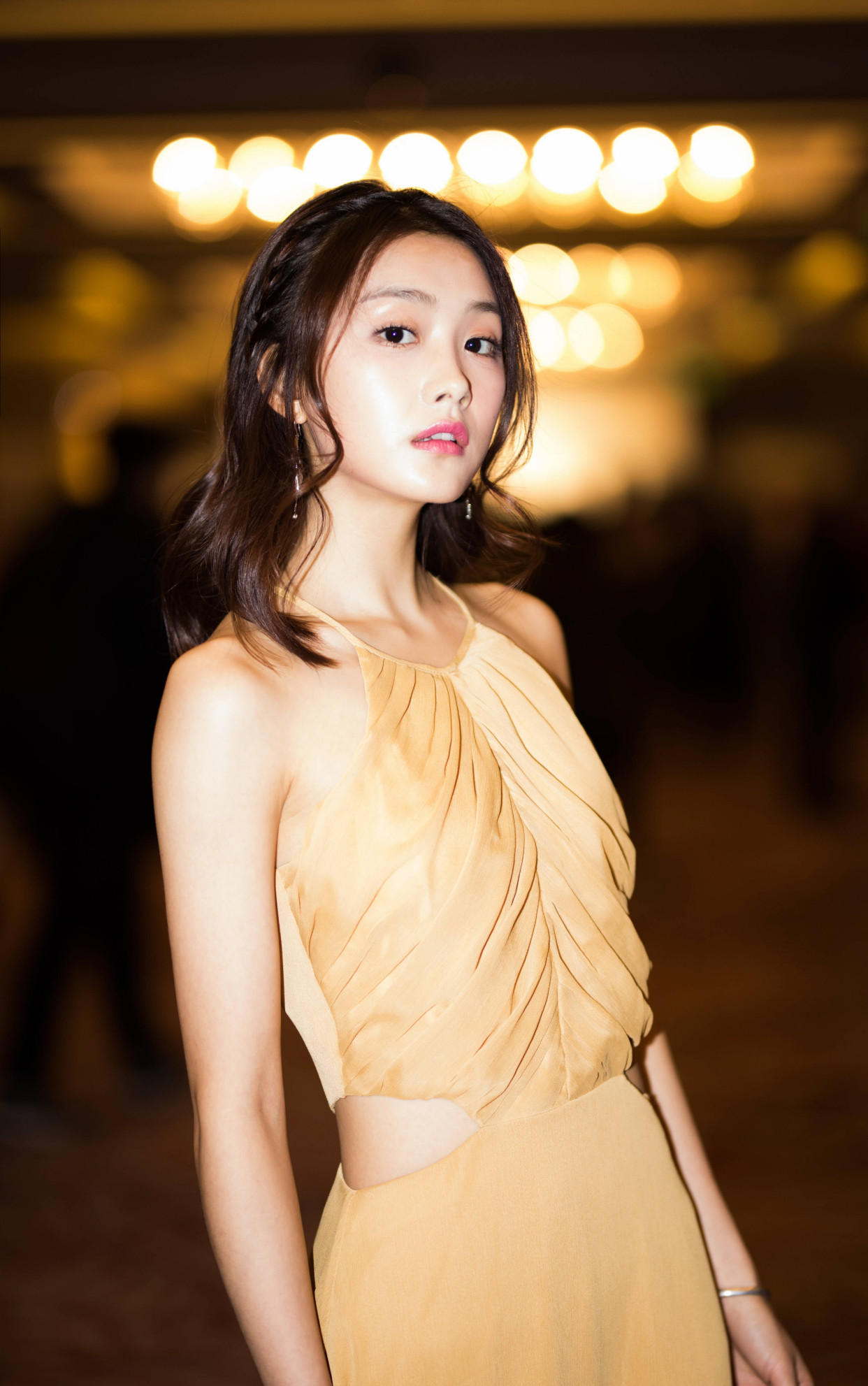 王嵛:清新甜美,秀色可餐