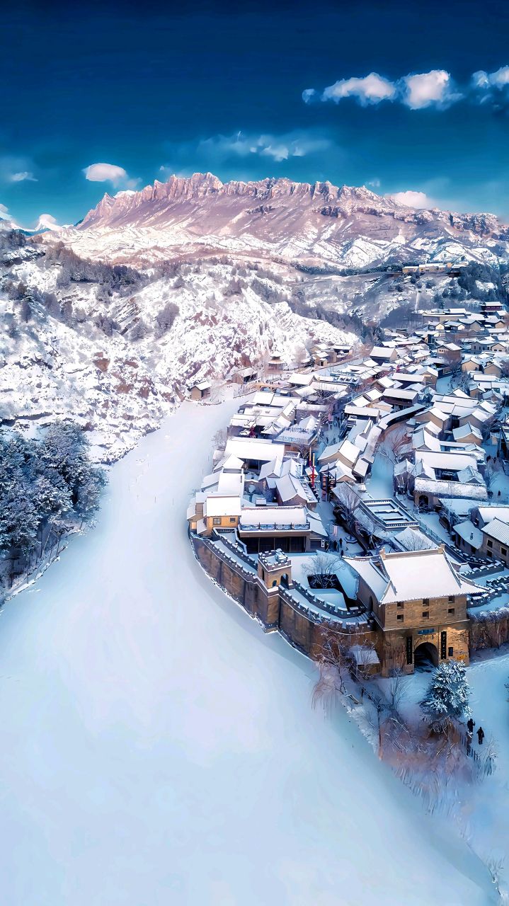 下雪后的古镇#摄影# #中国美景大赏# #用一张图形容冬季
