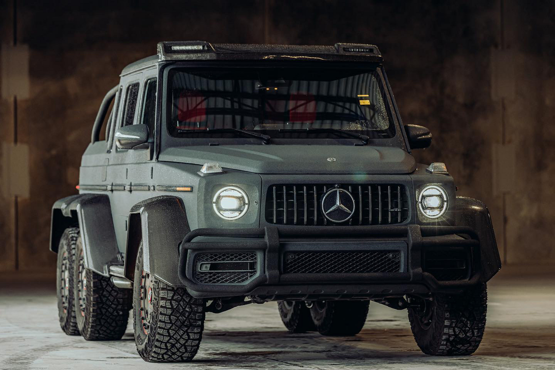 一台充满硬汉风格的g63 6x6很难让人不爱吧!#奔驰# #皮卡改装