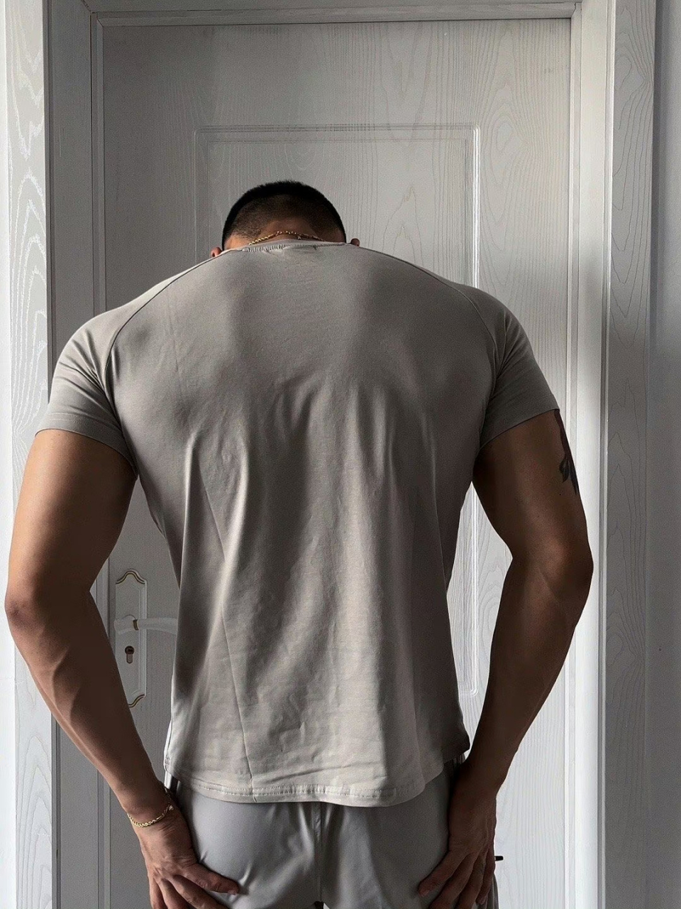 不要一味追求双开门,这样的也很棒#肌肉型男# #帅哥# #健身