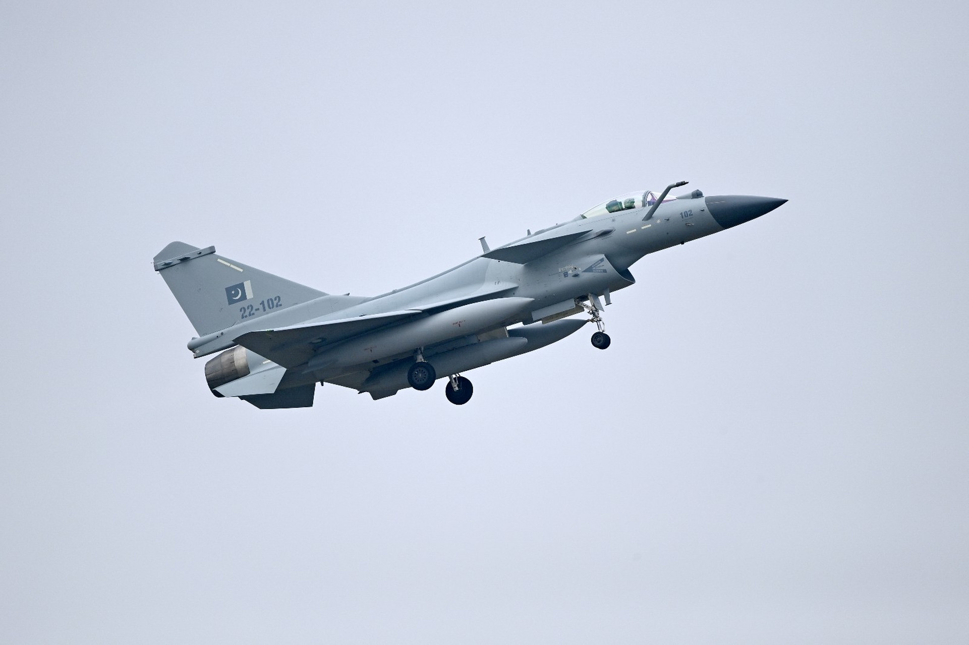 阿根廷宣布引进15架光辉战斗机,总价值约为10.5亿美元.