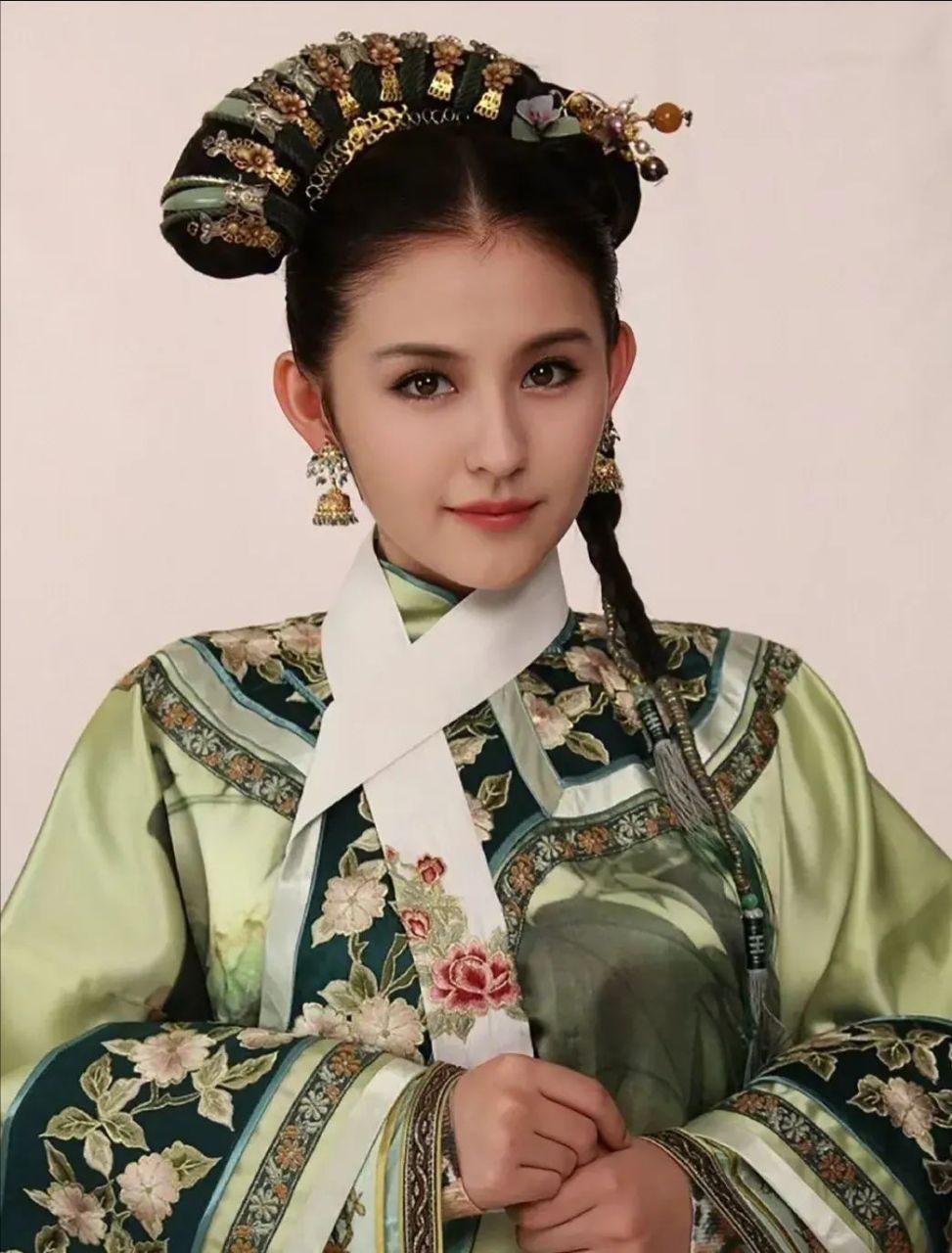 热依扎和张柏芝用亲身经历证明世上真有不透风的墙  提到热依扎这个