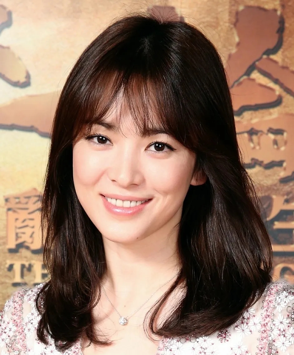 宋慧乔重回人生巅峰,二婚生娃的宋仲基彻底"塌房"被全网嘲讽