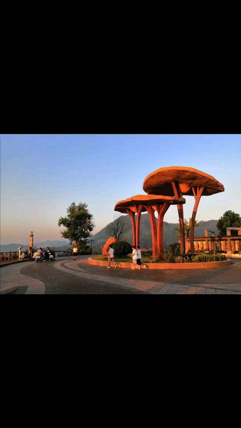 旌德县灵芝公园的日出美不胜收