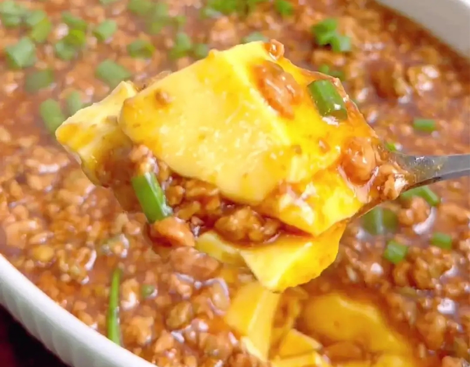 我的美食分享#  肉末鸡蛋羹  食材准备:鸡蛋,肉末,生抽,盐,糖,淀 