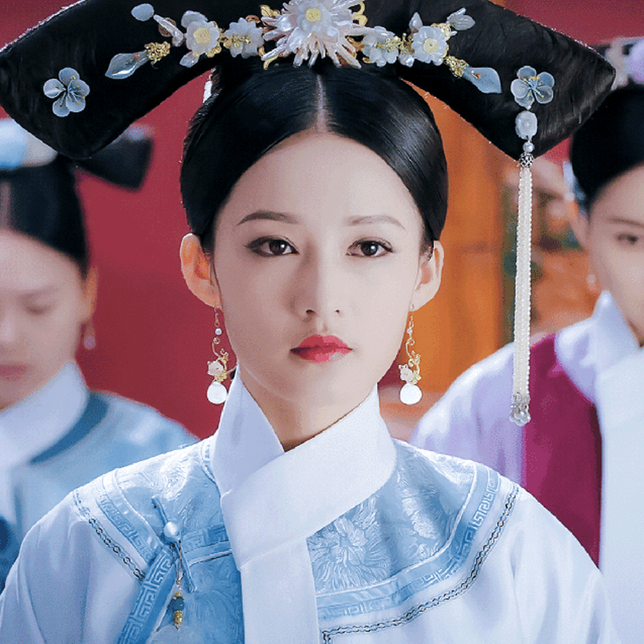 有网友发现张嘉倪李沁都演过香妃,气质不一样,各有各的美#李沁张嘉倪