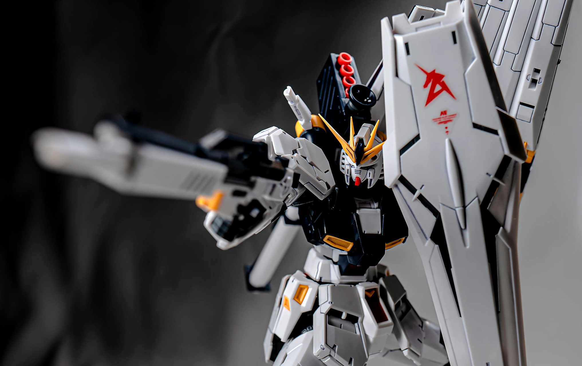 模型欣赏:机动战士高达 mg 1/100 卡版牛高达,by 良瓶mio.