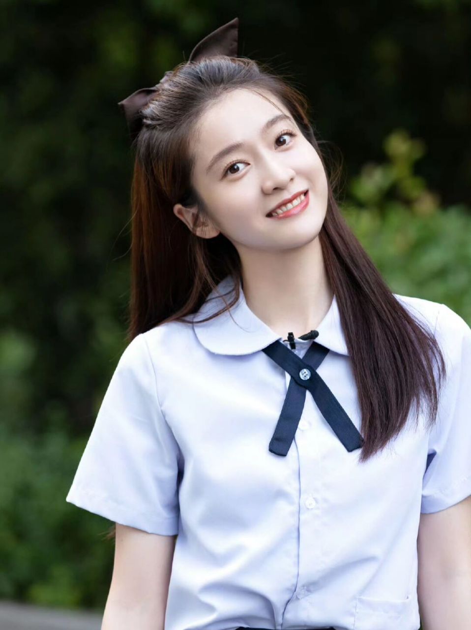 张雪迎校园感,张雪迎拍了拍《一拍即合的我们》的同学们 校园感十足