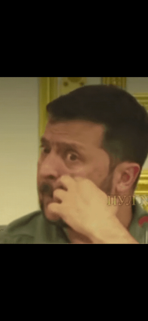 惊恐心神不宁,两眼看上去无神已经看不到光!