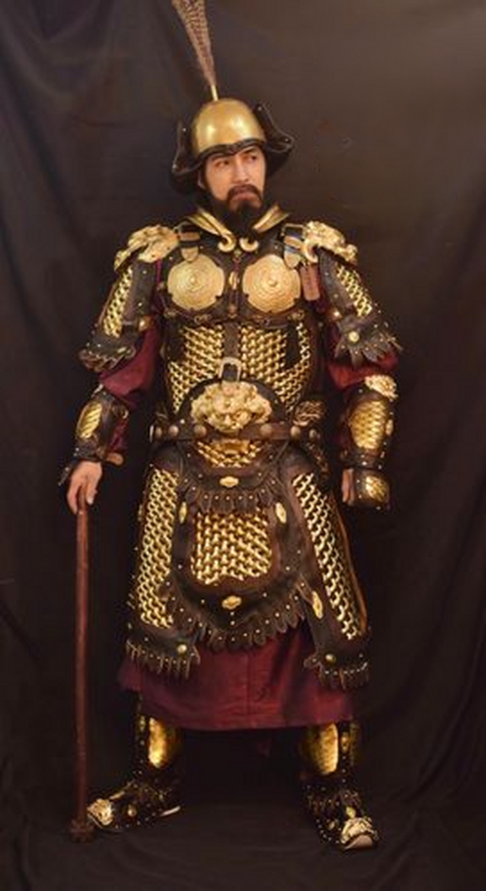 友友们,这是唐朝明光铠还是宋朝的山文甲?#历史# #唐朝