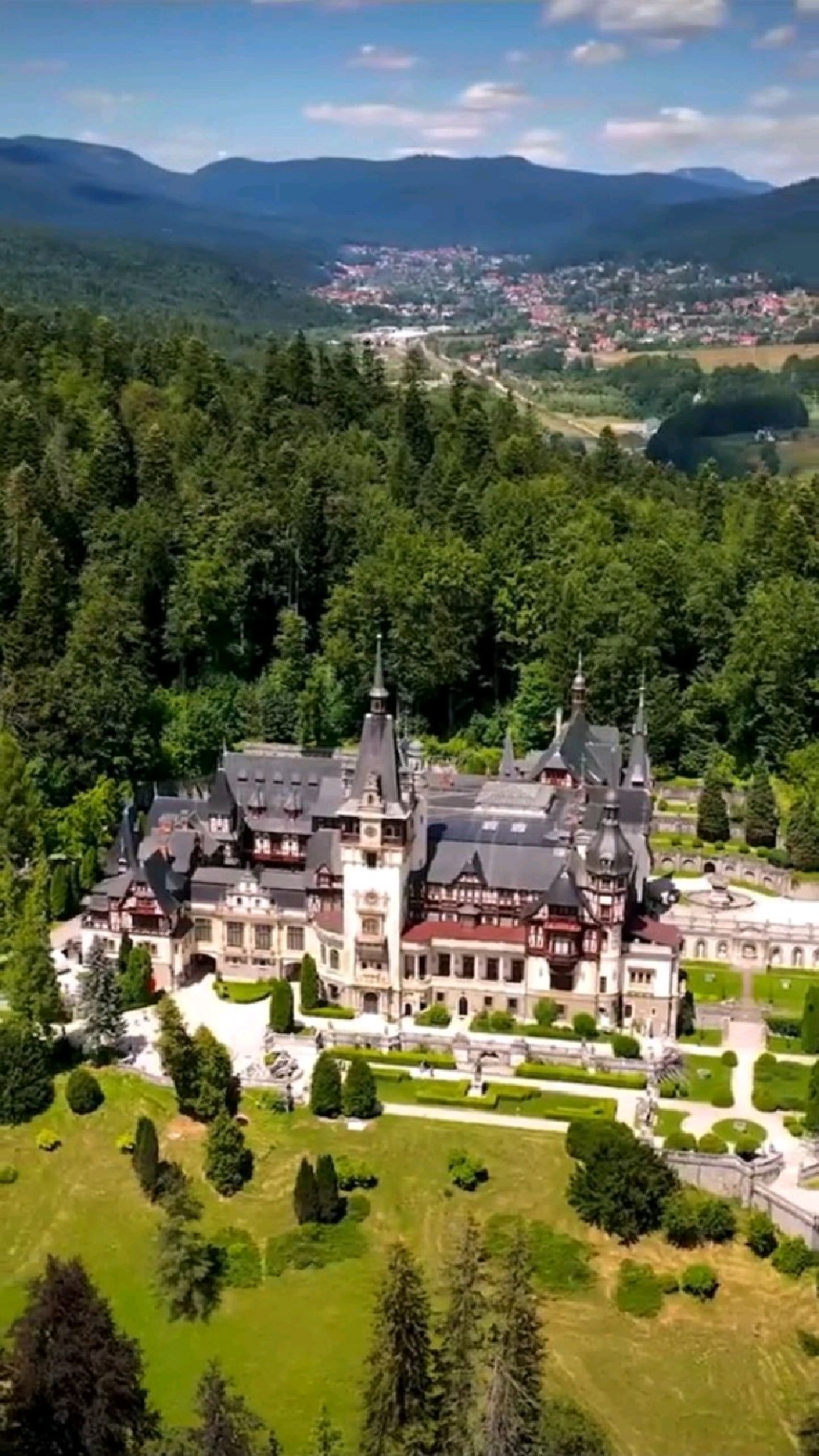 派勒斯城堡 世界最美的城堡之一