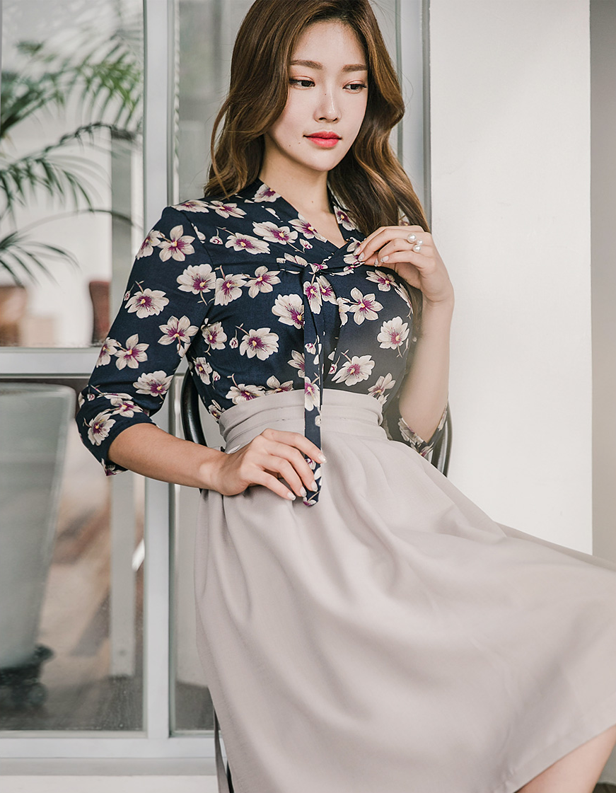 韩国美女个人写真集鉴赏