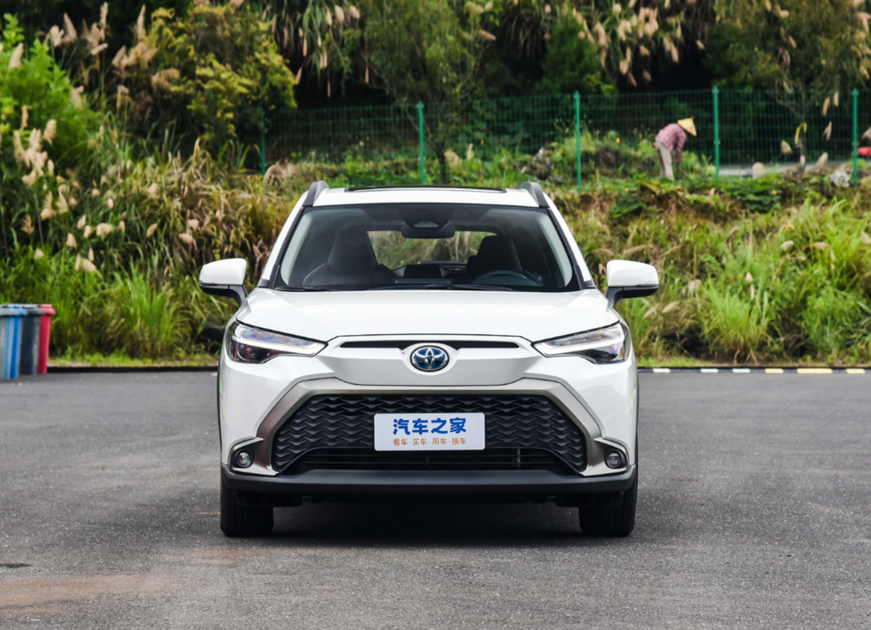 文章推荐了四款丰田suv,都是2.0升自吸发动机,价格优惠,非常适合家用.